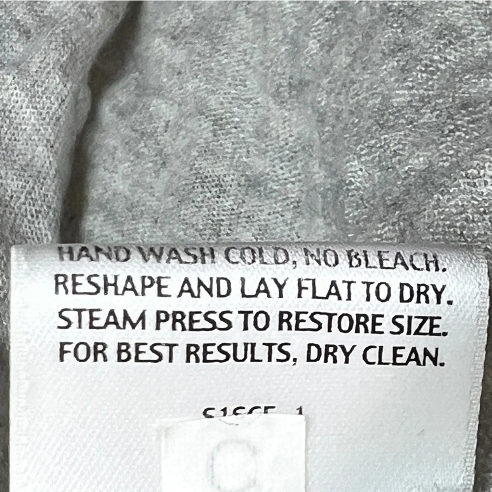 Eileen Fisher Size 1X Asymmetrical Overpiece/Cardigan Open Front Lightweight - Picture 7 of 7